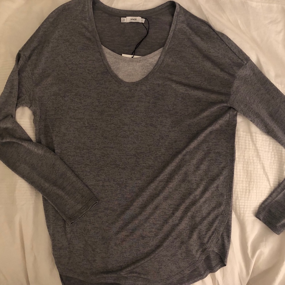 💥New💥 Vince. Long sleeve gray shirt.